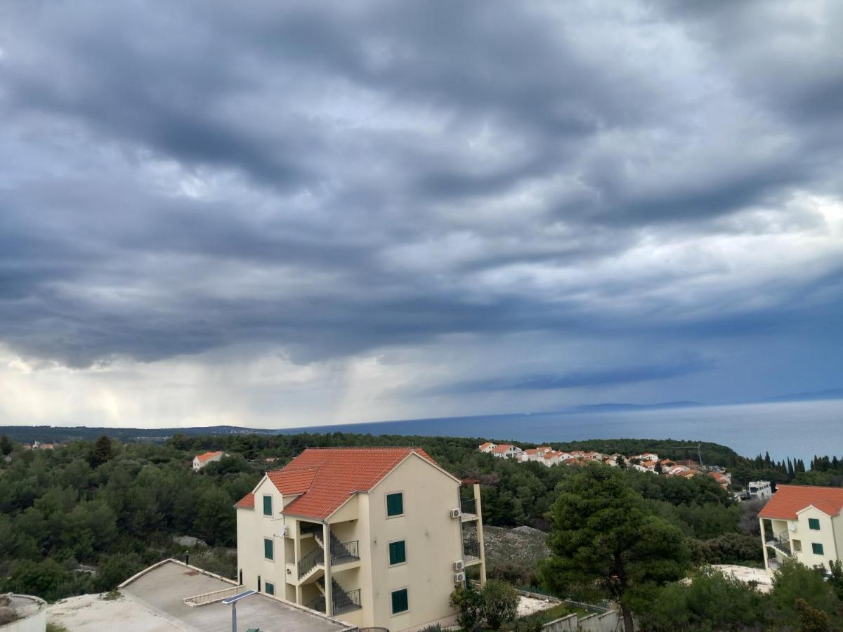 25 King's Landing In Apartament Supetar
